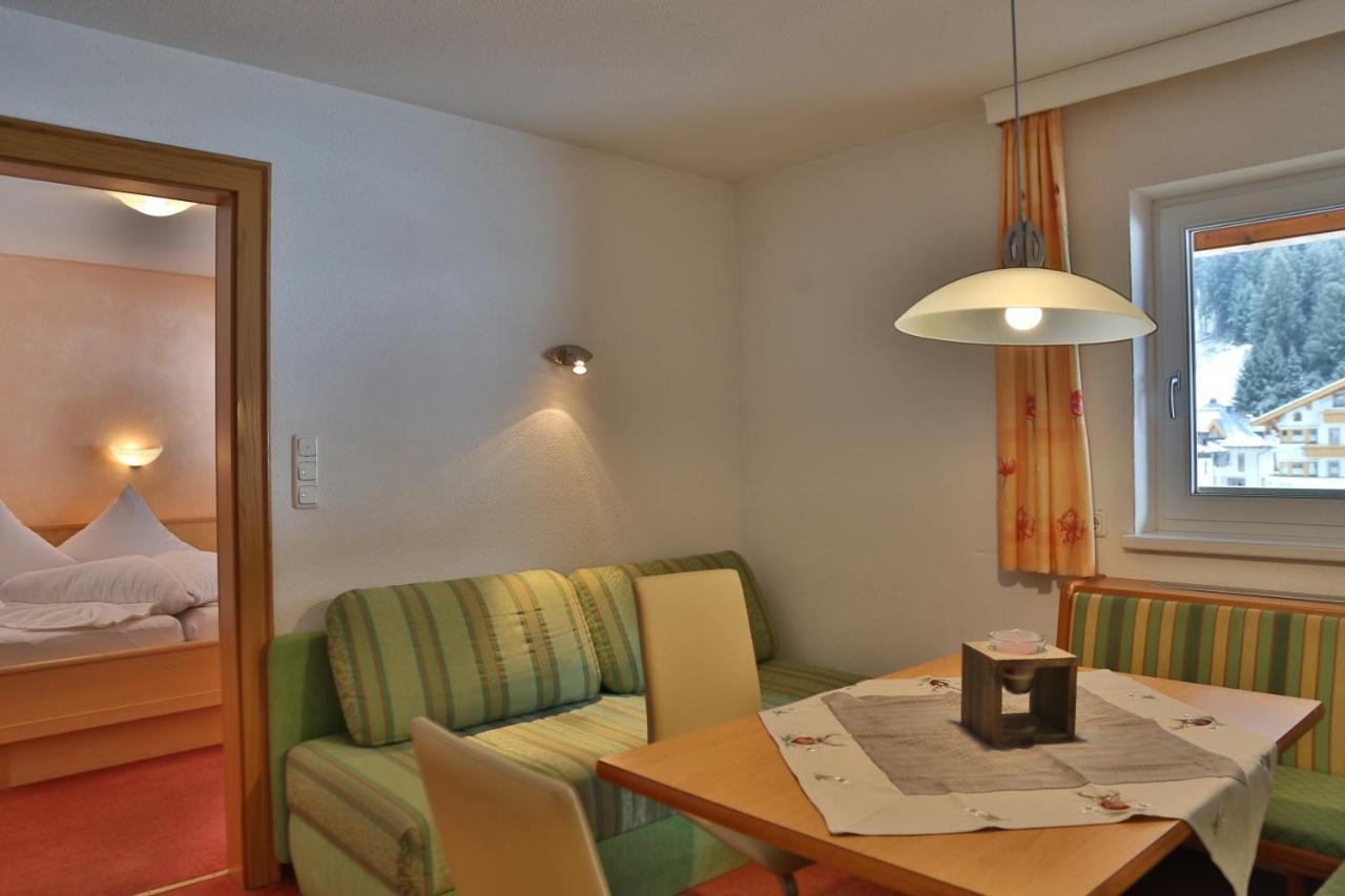 Apart Altamira Ишгъл Екстериор снимка