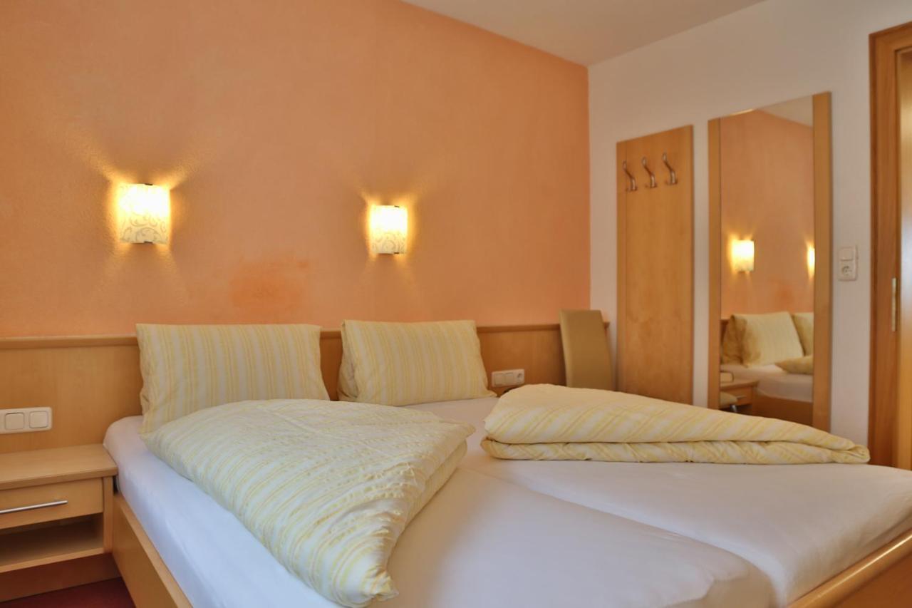 Apart Altamira Ишгъл Екстериор снимка