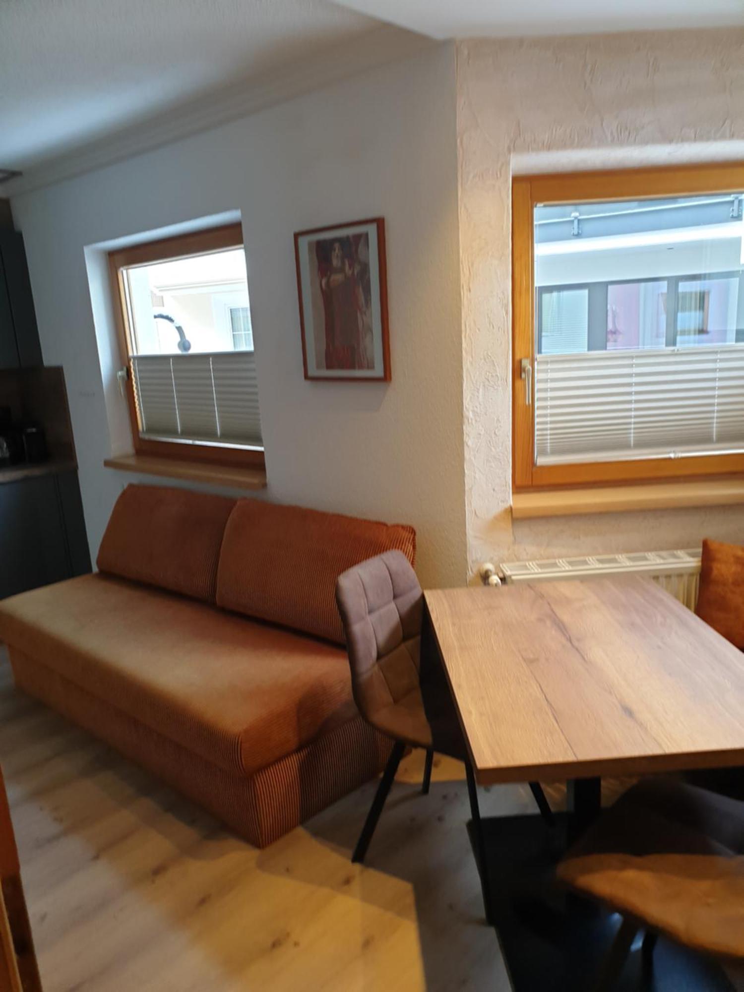 Apart Altamira Ишгъл Екстериор снимка